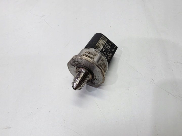 ДАТЧИК ДАВЛЕНИЯ ТОПЛИВА AUDI VOLKSWAGEN SEAT SKODA 06K906051A, фото 2