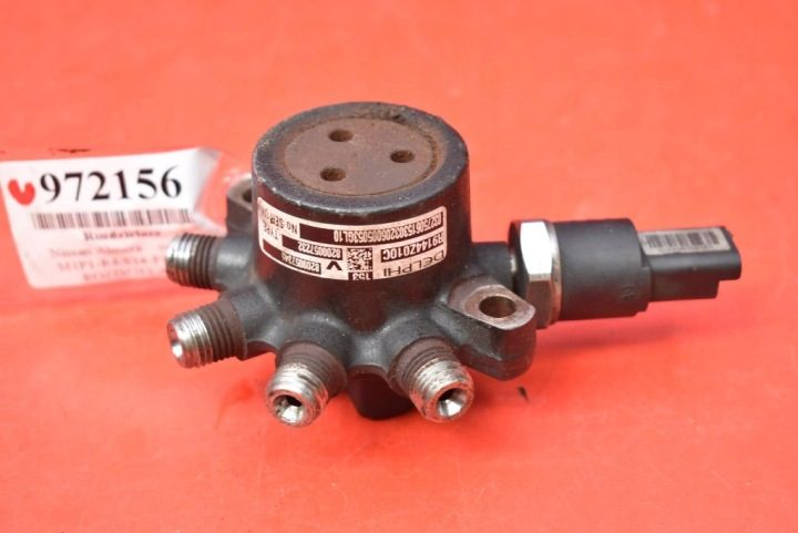 Топливная рампа 8200057345 R9144Z010C Nissan Almera N16 1.5 DCI 82 л.с., фото 3