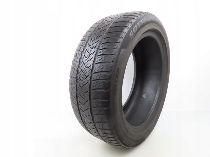 Шина зимняя Pirelli Winter SottoZero 3 225/55R18 102 В сцепление на снегу (3PMSF), усилитель (XL) AO - Audi, фото 1