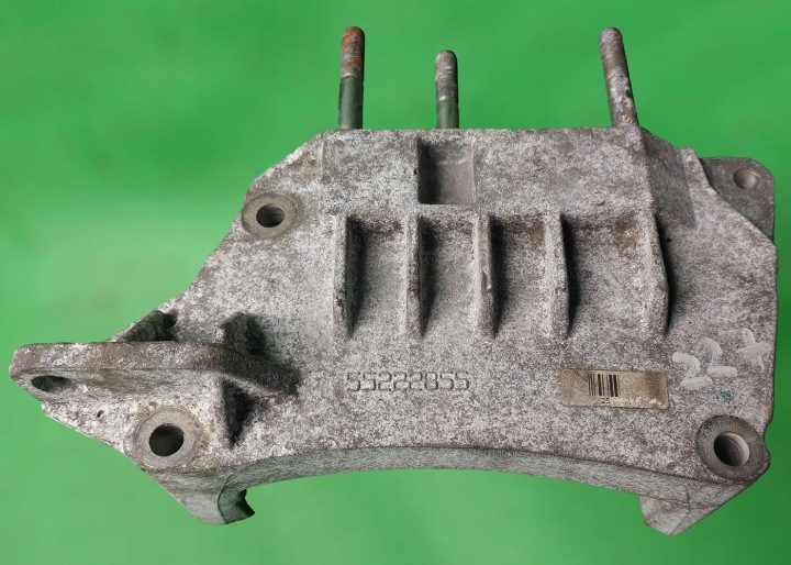 Крепление Кронштейн 55259831 55259830 1.3 16v Дизель FIAT 500 PANDA, фото 1