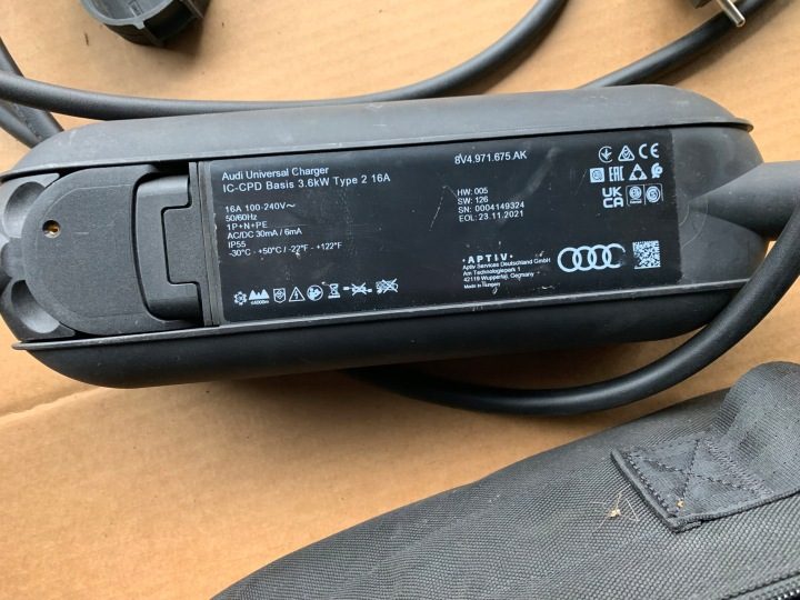 Зарядное устройство сетевое Audi e-Tron 8V4971675AK 22 г., фото 5