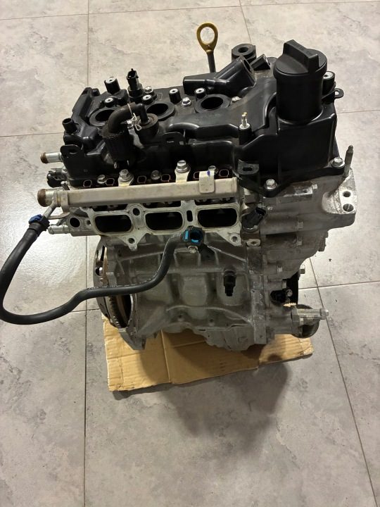 Корпус крышка клапанная крышка Yaris III 1.0 1KR Aygo II 11210-0Q030, фото 3