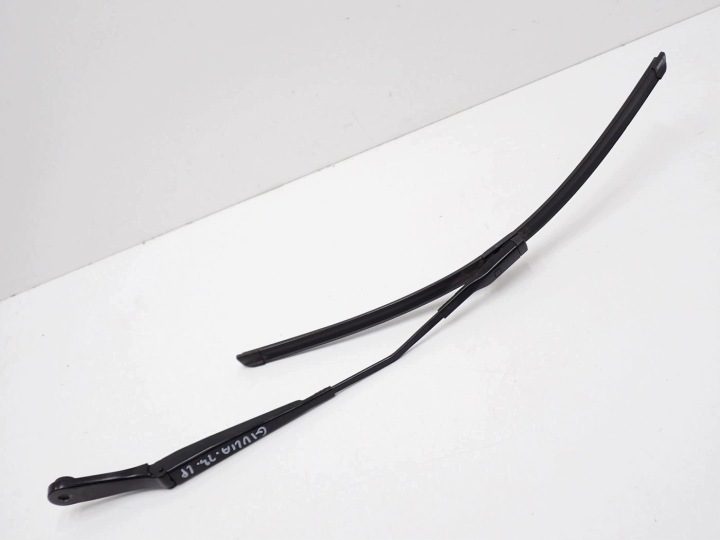 ПОВОДОК СО ЩЕТКОЙ ДВОРНИКА ЛЕВЫЙ ЕВРОПА 50532570 ALFA ROMEO GIULIA 23 г., фото 1