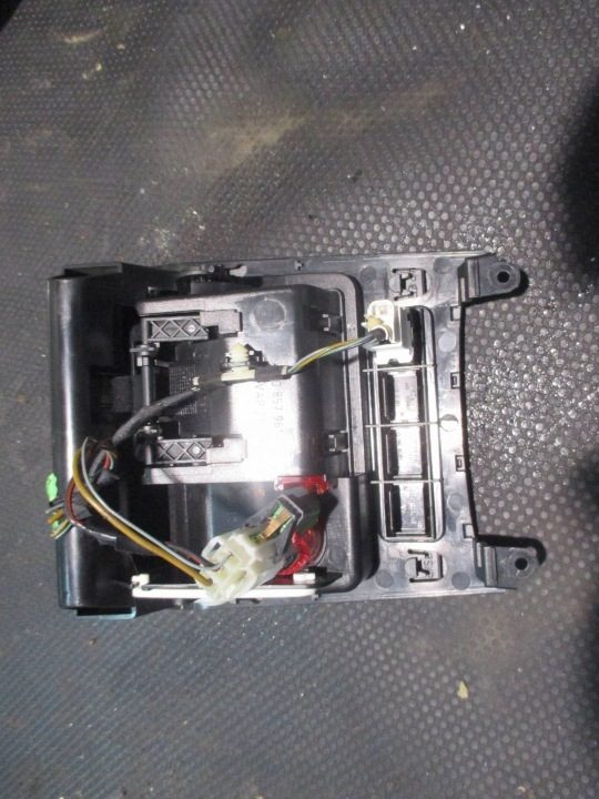 Прикуриватель бардачок Volkswagen Golf V, фото 2