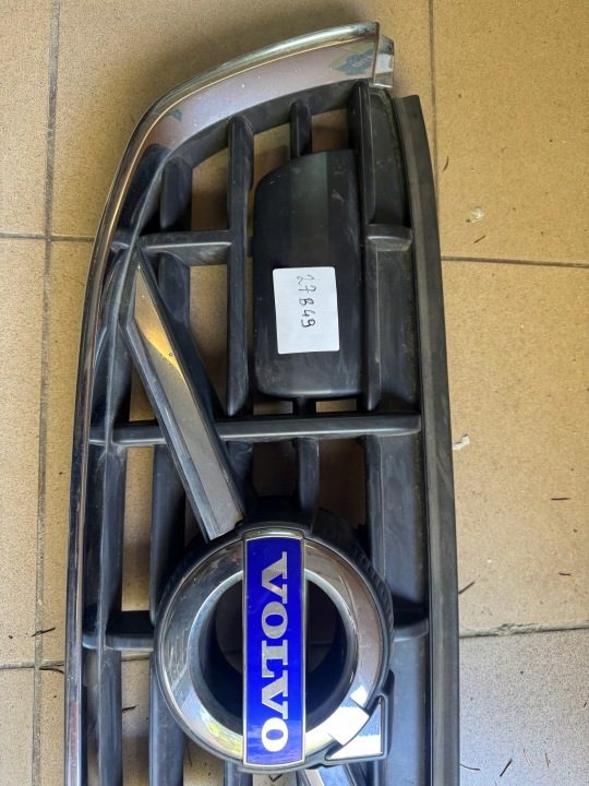 Volvo S60 V60 рестайлинг 13- решетка радиатора оригинал, фото 2