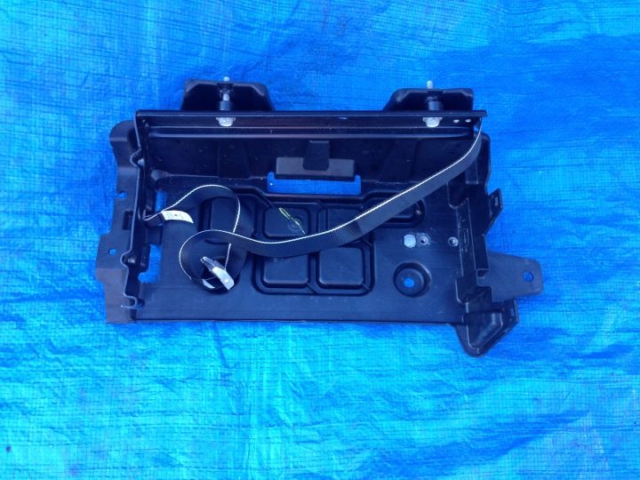 Chrysler 300C 13 14 15 16 17 площадка аккумулятора, фото 1