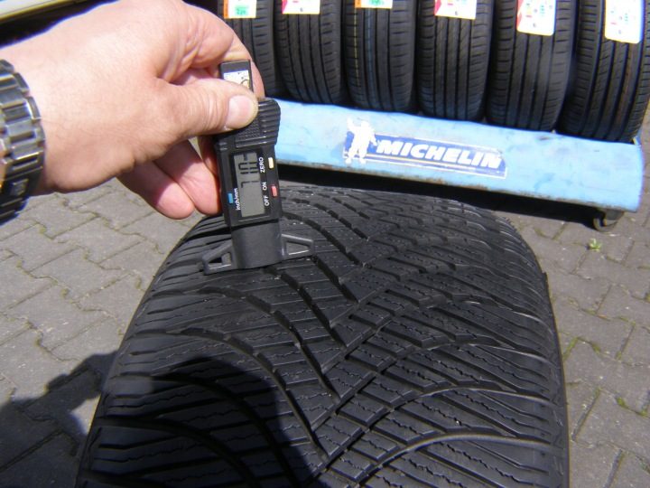 Шина всесезонная Westlake Z401 245/40R18 97 Вт защита диска, усилитель (XL), фото 7
