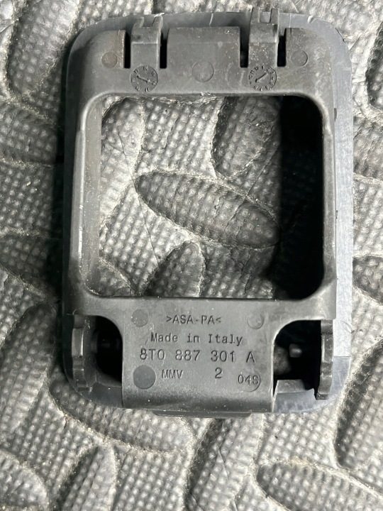 ДРУГИЕ ЗАПЧАСТИ ВНУТРЕННИЕ AUDI A6 (4G2, C7, 4GC) 8T0887301 14440310 3.0L 220 кВт, фото 3