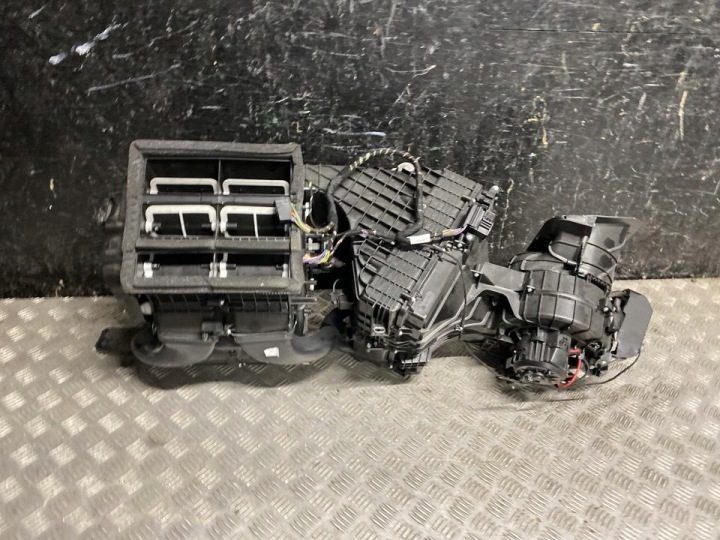 Корпус вентилятора Volkswagen TRANSPORTER VI Кузов полный 2023 7L1816005L, фото 2