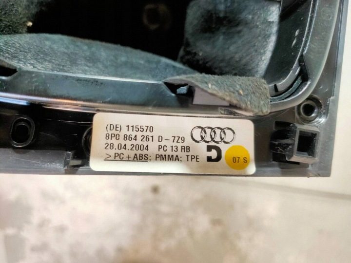 МОЛДИНГ ДЕКОРЫ ДВЕРИ ПРАВЫЕ AUDI A3 8P 8P3867410A, фото 4