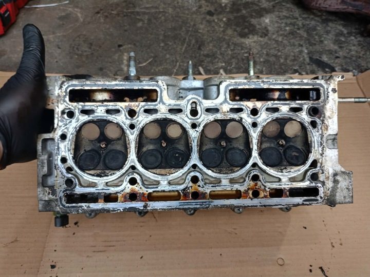 Renault Clio II 2000 Головка блока цилиндров, фото 5