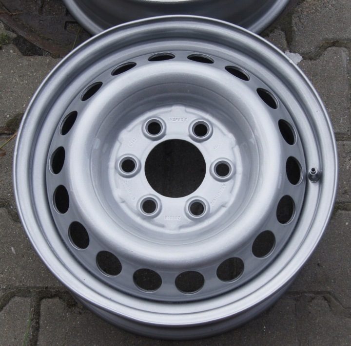 Штампованный диск Iveco OE 6.0" x 16" 6x205, фото 4