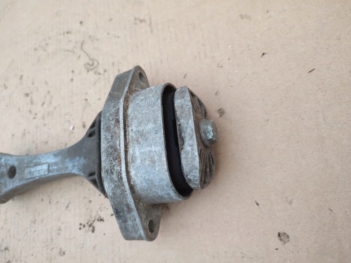 Подушка двигателя Audi A3 TT 1J0199851M, фото 3
