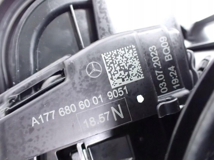 ТОННЕЛЬ ПАНЕЛЬ РАМКА ДЕКОР TOUCHPAD IDRIVE ЕВРОПА MERCEDES CLA II 118 X118 24 г., фото 7
