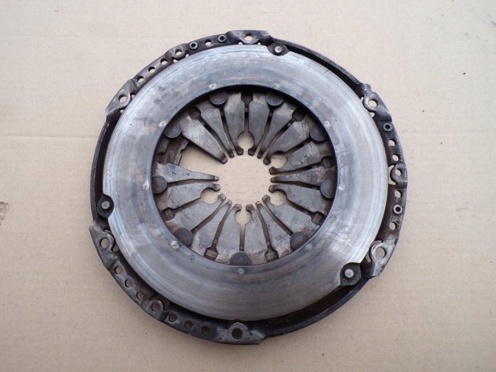 КОРЗИНА СЦЕПЛЕНИЯ VW GOLF 4 PASSAT AUDI A3 A4 OCTAVIA 1.9 TDI 038141025D, фото 2