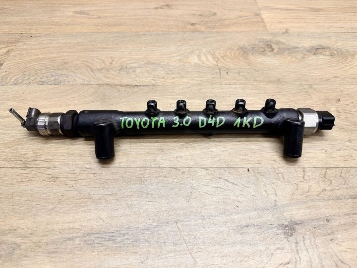 Toyota Land Cruiser J120 120 3.0 D4D 1KD топливная рампа + датчик, фото 1