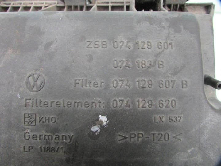 VOLKSWAGEN TRANSPORTER T4 2.5 TDI 96 г. КОРПУС ВОЗДУШНОГО ФИЛЬТРА 074129601, фото 6
