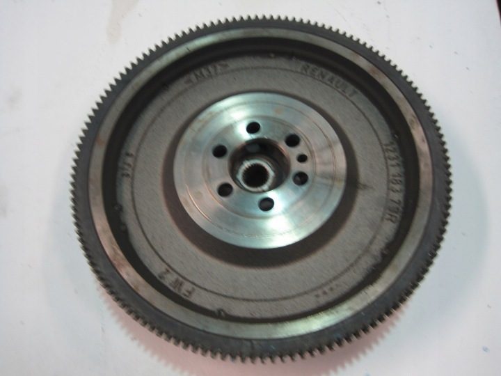 Сцепление ДВУХМАССОВЫЙ МАХОВИК SMART 1,0i 123118379R, фото 1