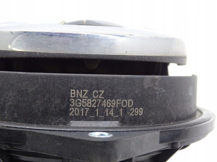 РУЧКА ЛОГОТИП ЭМБЛЕМА КРЫШКИ ЗАДНЯЯ БАГАЖНИКА VW PASSAT B8 3G 3G5827469, фото 5