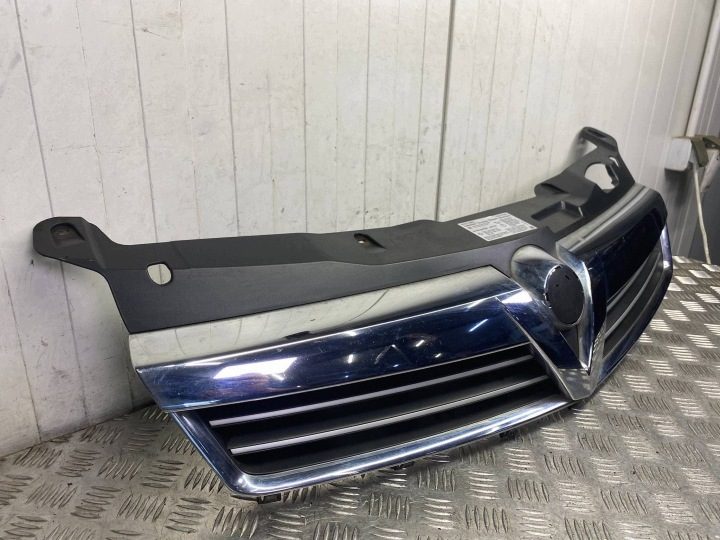 РЕШЕТКА РАДИАТОРА OPEL ASTRA III H РЕСТАЙЛИНГ 13225788 13225789, фото 2