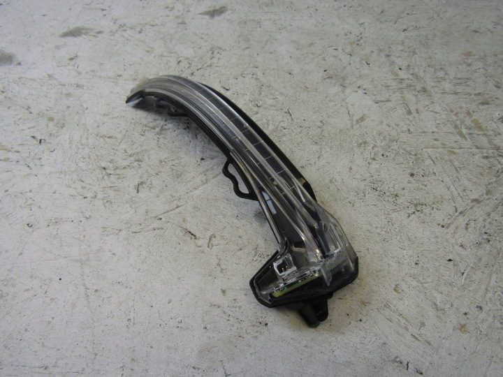 Hella Поворотник Audi A4 B9 A5 F53 8W0949101A 8W0949101, фото 3