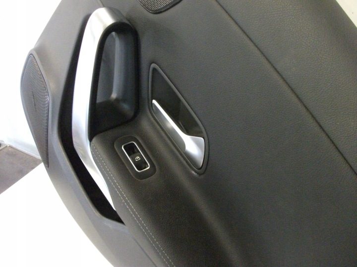 Обшивка двери Mercedes W177 ПРАВАЯ ЗАДНЯЯ A1777303600, фото 3
