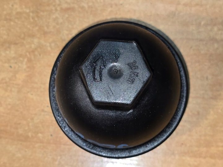 Крышка масляного фильтра N47 BMW E81 E82 E87 E90 E91 E92 E93 E60 E61 E83, фото 2