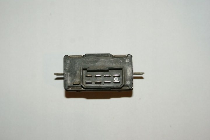 Блок управления свечи płomieniowej VOLVO1612890, 5SA 004 899 - 00, фото 2