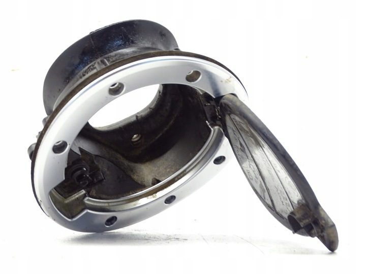 ЛЮЧОК ГОРЛОВИНЫ БЕНЗОБАКА AUDI TT 8S0809857E, фото 1