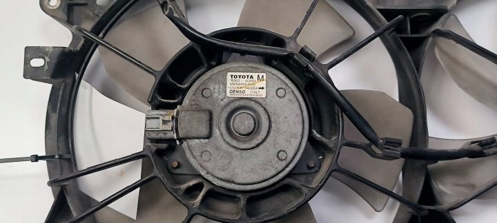 ВЕНТИЛЯТОР РАДИАТОРА 16363-0G050 TOYOTA COROLLA VERSO, фото 2