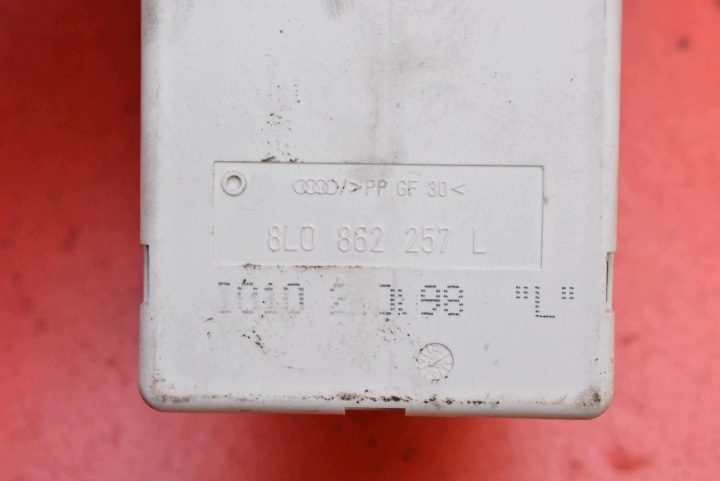 Насос центрального замка 8L0862257L Audi A3 8L 3D хэтчбек 96-00, фото 8