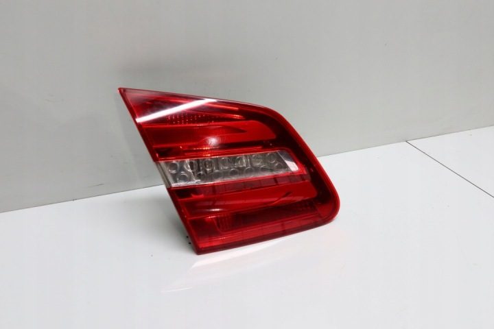 Mercedes w246 b-класс фонарь задний левый 2469066300 крышки багажника, фото 1