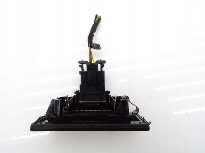 ФОНАРЬ ПОДСВЕТКА НОМЕРА НОМЕРНОГО ЗАДНЯЯ 8T0943021 Audi A5 8T Купе, фото 2