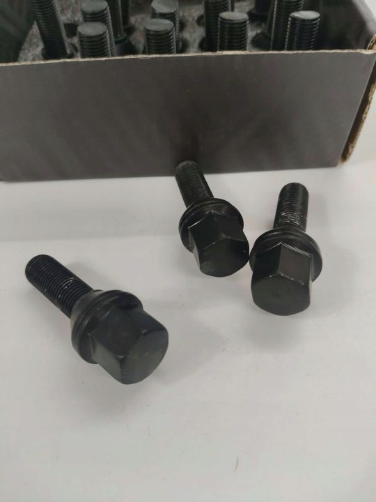 Комплект Болтов Pływających Offset для Дисков M12x1.25 Ключ 17/19 L32, фото 4