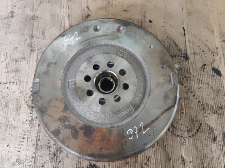 TOYOTA YARIS 1.5 ГИБРИД МАХОВИК 972, фото 2