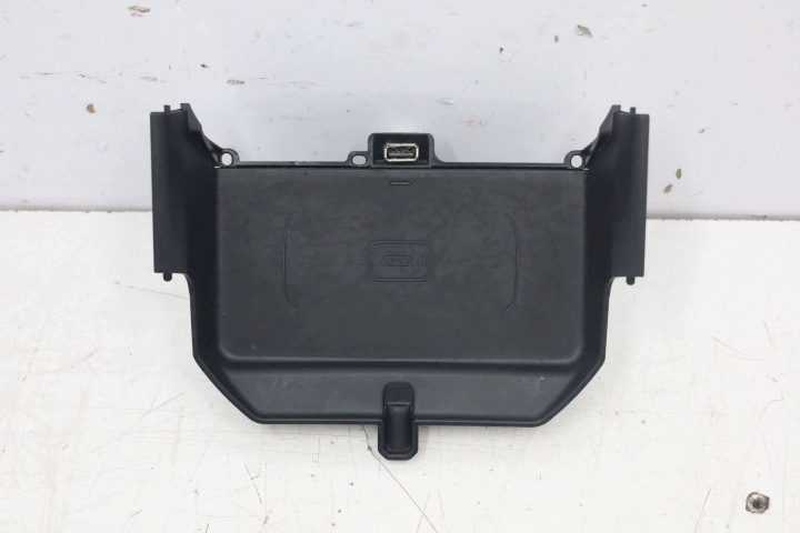 МОДУЛЬ БЕСПРОВОДНАЯ ЗАРЯДКА 5A6D527 BMW G30 G31 G32 M5 F90, фото 1