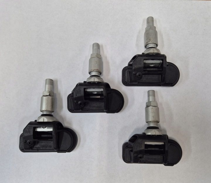 4x Датчик давления TPMS Mercedes GLE W166 A0009051804 (C266), фото 1