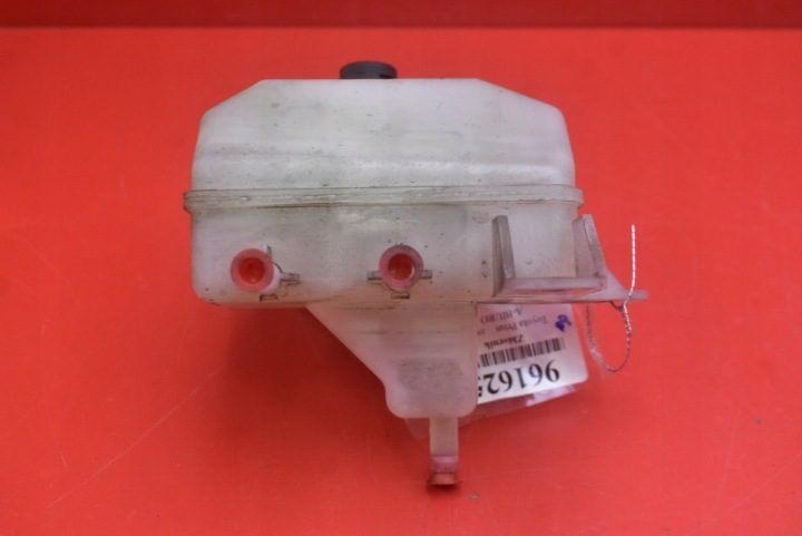 Бачок тормозной жидкости 132311-40120 Toyota Prius 2 II XW20 1.5 VVT-I, фото 6