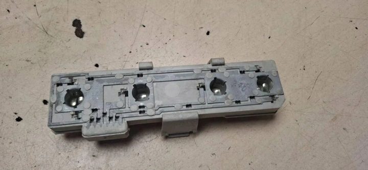 Контакты заднего фонаря SKODA OCTAVIA I (1U2) 1Z5945258A 31043992 2.0L бензин, фото 2