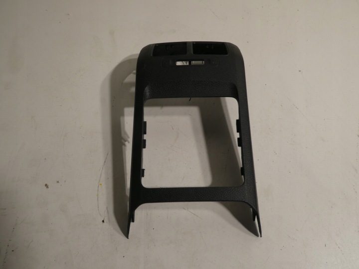 РАМКА ПАНЕЛЬ КОРПУС ТОННЕЛЯ VW GOLF V 1K0863289C, фото 1