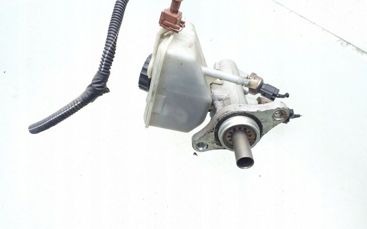 2003 Volvo V70 Бачок тормозной жидкости 8646006, фото 3