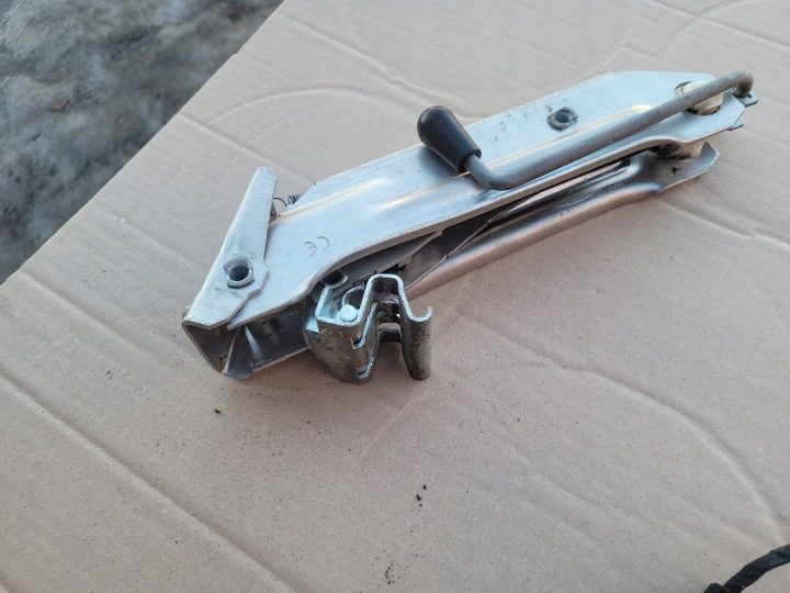ДОМКРАТ АВТО КОЛЕСА AUDI A3 8L 8L0011031C, фото 2