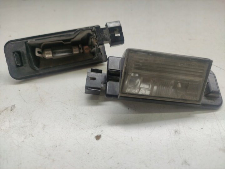 BMW E36 90-00 СЕДАН УНИВЕРСАЛ ПОДСВЕТКА НОМЕРА, фото 1