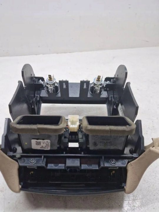 Задняя решетка вентиляционная BMW 7 (F01, F02) 911824906 4.4L бензин 2010, фото 3