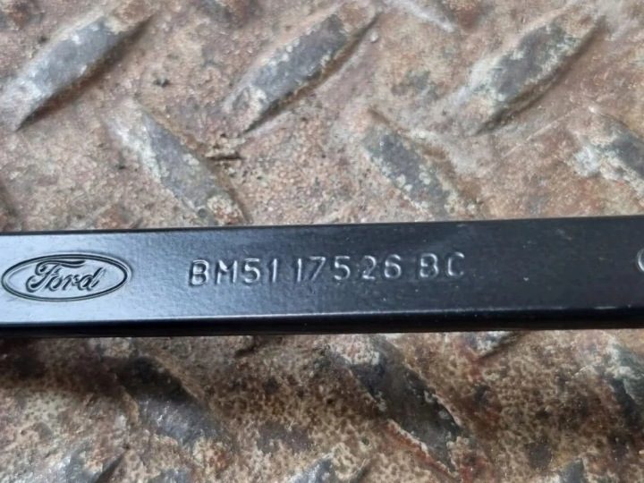 Ford Focus MK3 универсал 16 г.- поводок дворника правый передний BM5117526BC, фото 8