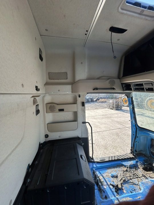 ЧЕТВЕРТЬ КАБИНА MERCEDES ACTROS MP5 L GIGA SPACE 2,50M 2019 ГОД, фото 13
