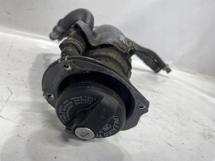 Труба горловины бензобака Ford KA II 08-16 LS392523, фото 2