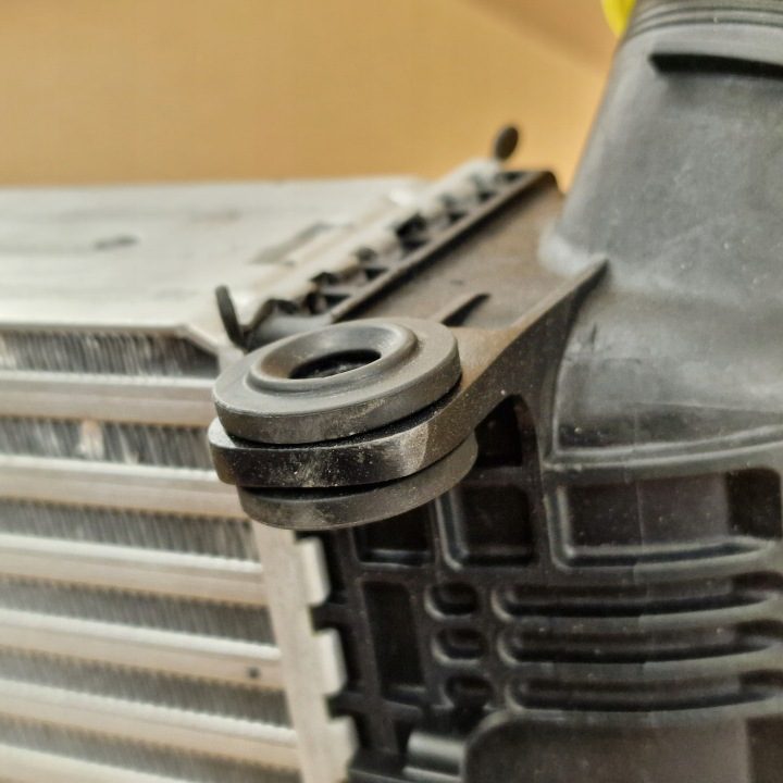 Интеркулер Audi A8 3.0 TFSI e quattro OE 4N0145805Q, фото 4