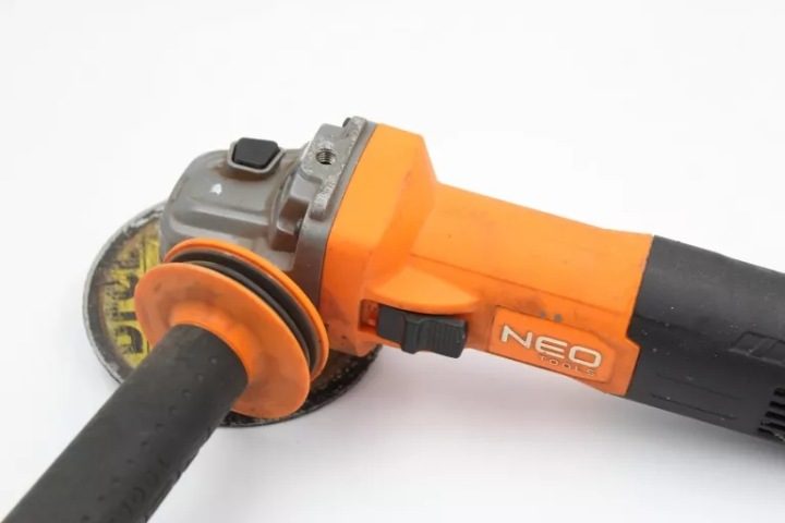 NEO TOOLS угловая шлифмашина 1000W, 125 мм 04-716, фото 2