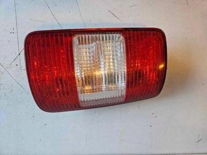 Контакты заднего фонаря VW TOURAN (1T1, 1T2) 2K0945258A 1.9L дизель 77 кВт 2009, фото 1